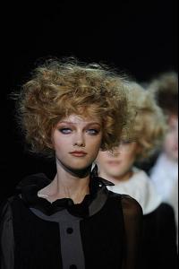 vlada___fw_2008___moschino_4.jpg