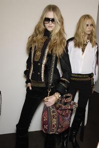 vlada___fw_2008___gucci___backstage.jpg