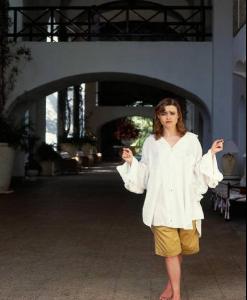 helena_1990_001fw3eh.jpg