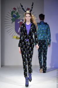 masha_House_of_Holland_Fall_2008_Ready_To_Wear.jpg