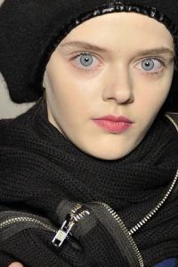 masha_Marc_by_Marc_Jacobs_Fall_20082.jpg