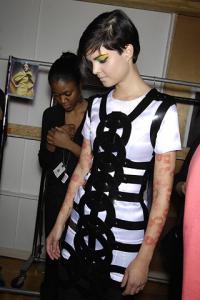schmid_Benjamin_Cho_Fall_2008_Backstage2.jpg