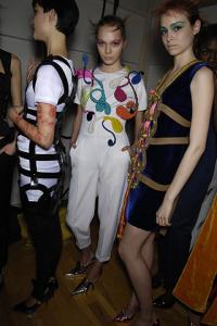 schmid_Benjamin_Cho_Fall_2008_Backstage3.jpg