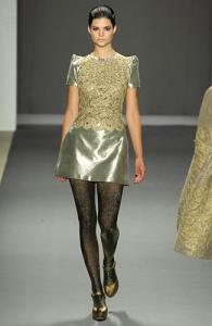 schmid_Vivienne_Tam_Fall_2008_Ready_to_Wear.jpg