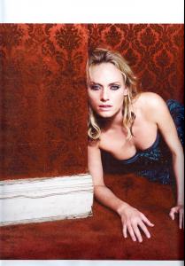 amber_w_mag_mar_08_pin_up_by_Mert_Alas___Marcus_Piggott_lj__mixologies.jpg