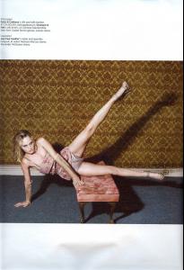 amber_w_mag_mar_08_pin_up_by_Mert_Alas___Marcus_Piggott_lj__mixologies2.jpg