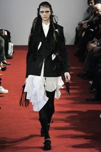 masha_Comme_des_Gar__ons_Fall_2008_Ready_to_Wear.3.jpg