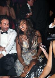 Naomi_Vogue_Party_SP_12.jpg