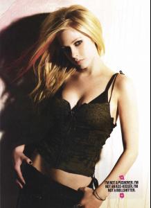Avril_Lavigne_Maxim_March_08_6.jpg