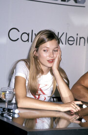 KateMoss_JimS_2867913_600.jpg