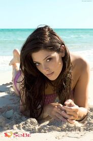 10_ashley-greene_08.jpg