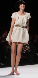 Preppie_-_Agyness_Deyn_at_Naomi_Campbells_Fashion_For_Relief_Show_at_MBFW_at_Bryant_Park_4544.jpg
