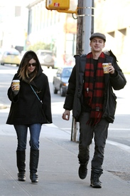 Celebrity-Paradise_Lesley0202_RachelBilson_HaydenChristensen_in_Vancouver_20-02_005.jpg