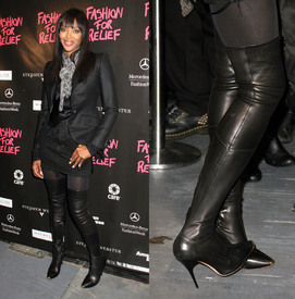 celebrity-paradise.com-The_Elder-Naomi_Campbell_2010-02-12_-_Relief_Haiti_in_New_York_8134.jpg