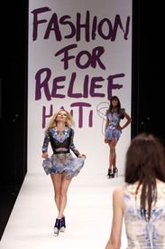 Haiti Fashion for Relief in London 2010_08.jpg