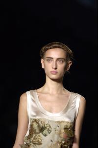 49678_celebrity_city_Dior_Paris_S_S_07_Details_161_123_453lo.jpg