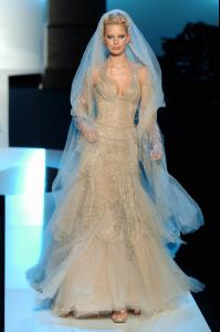 93532_celebrity_city_Various_Haute_Couture_Shows_66_123_417lo.jpg