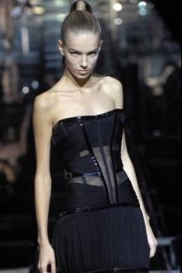 14001_celebrity_city_Dolce_E_Gabbana_Milan_Fashion_Show_104_123_365lo.jpg