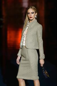 03767_ss2003ctr_Valentino_03_122_789lo.jpg
