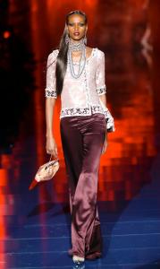 03843_ss2003ctr_Valentino_13_122_787lo.jpg