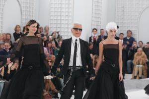 78170_ss05HC_Chanel_21_123_548lo.jpg