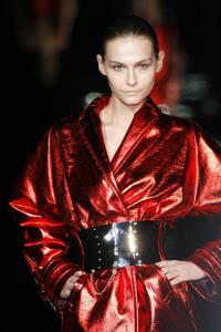 52592_celebrity_city_Dolce__Gabbana_F_W_2007_Milan_37_123_208lo.jpg