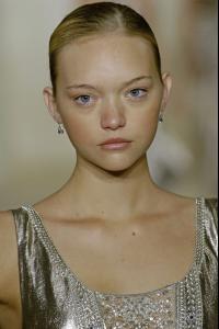 42163_celebrity_city_Ralph_Lauren_NY_Fashion_Show_312_123_585lo.jpg