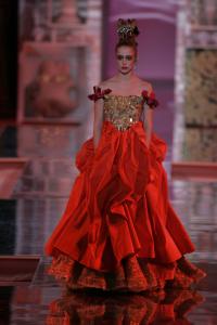 78375_ss05HC_ChristianLacroix_11_123_616lo.jpg