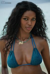 11_jessica_white_01_001.jpg