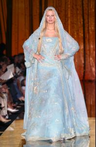 68312_fw2003ctr_ElieSaab_15_122_864lo.jpg