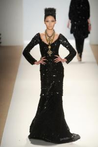 Naeem_Khan_FALL_RTW_2010_PODIUM_022_runway.jpg