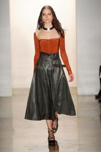 VENA_CAVA_FALL_2011_RTW_PODIUM_013_runway.jpg