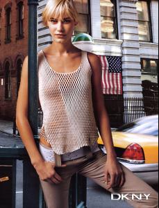 dkny0.jpg