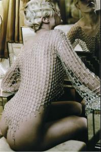 MISS_HARLOW_magazine_Gloss_2004__2_.jpg
