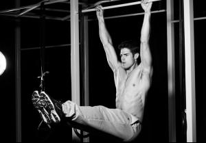 man_hanging_bar_legs_straight_ehss.jpg