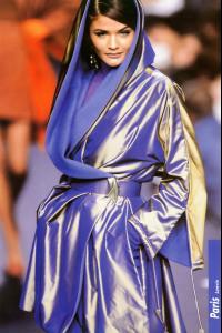 helena-christensen-catwalk.jpg