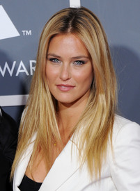 Bar_Refaeli_53rd_Annual_GRAMMY_Awards5.jpg