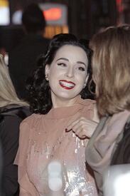 51614_celebrity_paradise.com_TheElder_DitavonTeese2011_01_31_LambertzSchokoNightinKln15_122_45lo.jpg