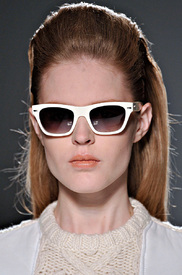 maxmara-rtw-fall2011-details-017_094713480059.jpg