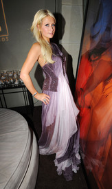 celebrity_paradise.com_Paris_Hilton_Interscope_Records_Grammy_After_Party_13.02.2011_04.jpg