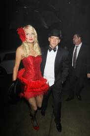 ParisHiltonreddressherBdaypartyFEB_15_2011HQx2213.jpg