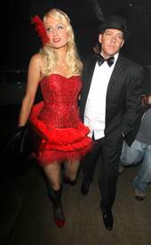 ParisHiltonreddressherBdaypartyFEB_15_2011HQx2218.jpg