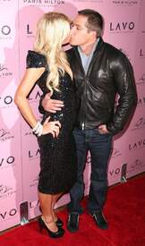 Paris_Hilton_30th_Birthday_at_Lavo022.jpg