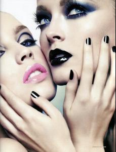 img318_elle_russia_december_2010__3_.jpg