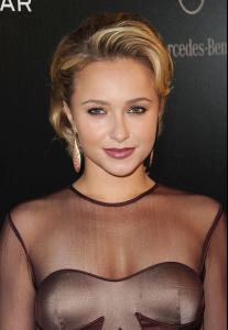 Hayden_Panettiere_____4th_Annual_Hollywood_Domino_Gala__5_.jpg
