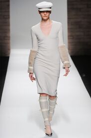max-mara_sara1.jpg