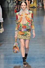 dolce-e-gabbana_sara1.jpg