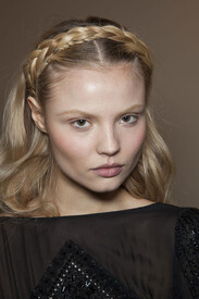 Emilio_Pucci_Fall_2012_Backstage_3ob9_Glrhq_Uxl.jpg