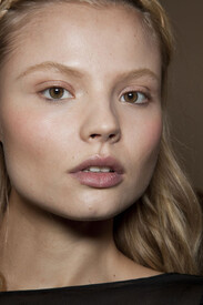 Emilio_Pucci_Fall_2012_Backstage_Bub_Ud_VL96_LKl.jpg