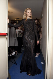 Emilio_Pucci_Fall_2012_Backstage_m9_DZKTq_COs_Al.jpg